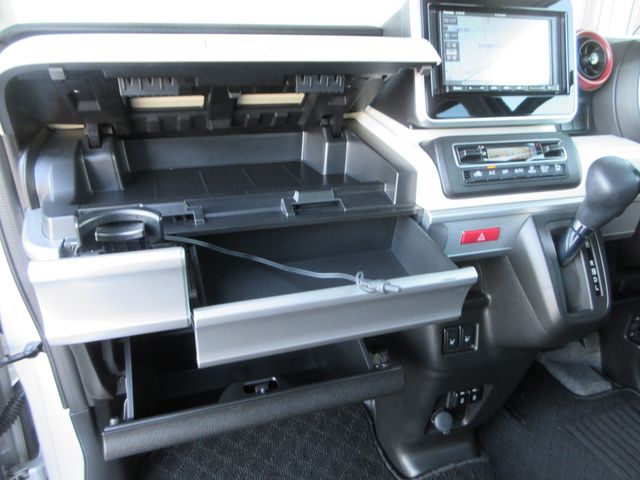 SUZUKI SPACIA 4WD 2021 Image 31