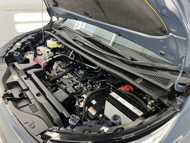 TOYOTA VOXY HYBRID 4WD 2022 Image 31