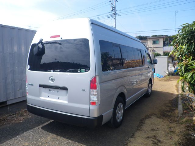 TOYOTA HIACE COMMUTER 2011 Image 31