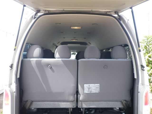 TOYOTA HIACE COMMUTER 2011 Image 31