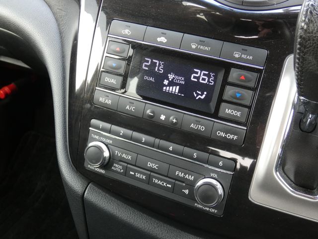 NISSAN ELGRAND 2017 Image 31