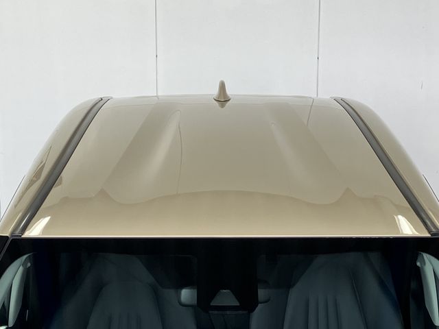 TOYOTA YARIS CROSS HYBRID 2023 Image 31