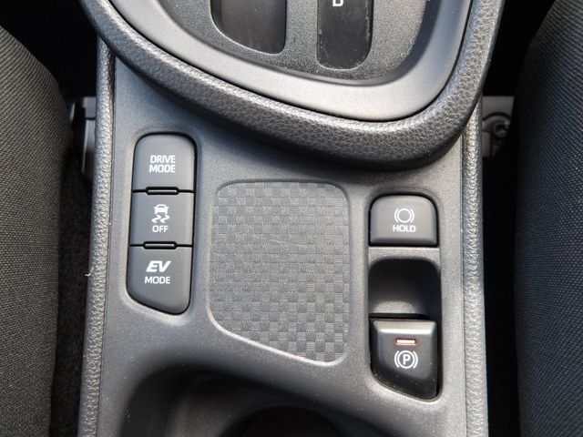 TOYOTA YARIS CROSS HYBRID 2023 Image 31