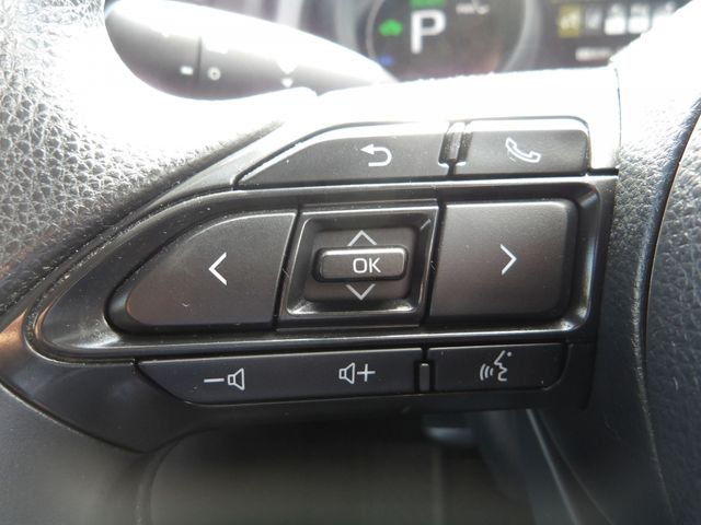 TOYOTA YARIS CROSS HYBRID 2023 Image 31