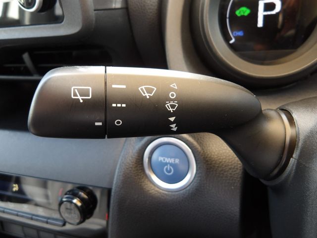 TOYOTA YARIS CROSS HYBRID 2023 Image 31