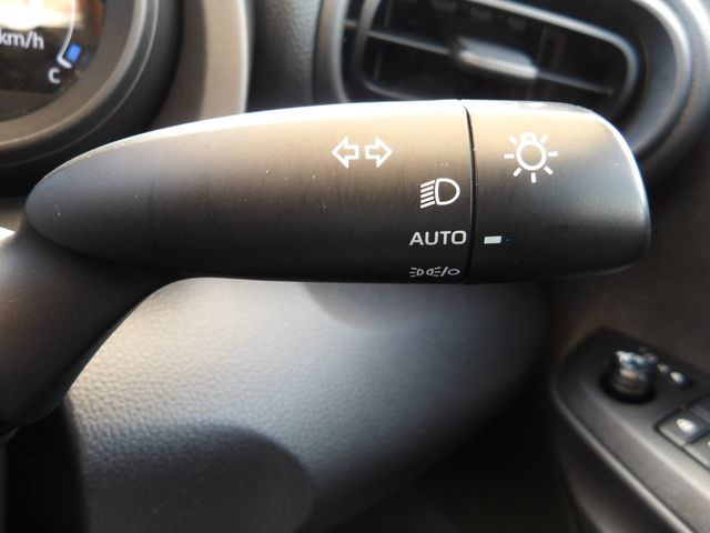 TOYOTA YARIS CROSS HYBRID 2023 Image 31