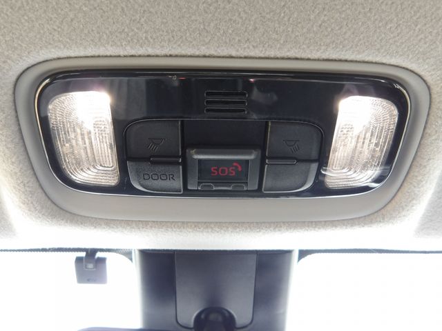 TOYOTA YARIS CROSS HYBRID 2023 Image 31