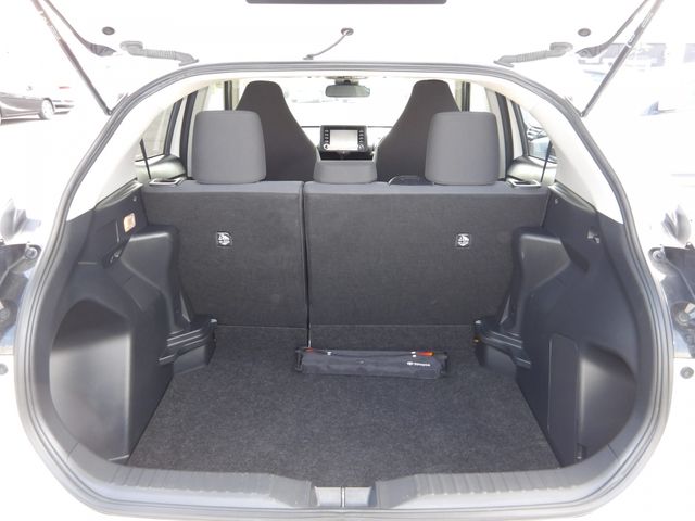 TOYOTA YARIS CROSS HYBRID 2023 Image 31