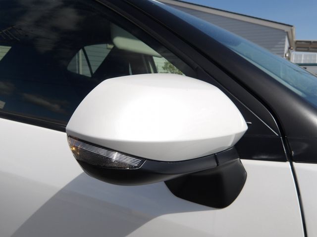 TOYOTA YARIS CROSS HYBRID 2023 Image 31