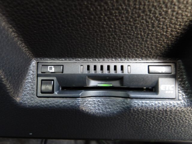 TOYOTA YARIS CROSS HYBRID 2023 Image 31