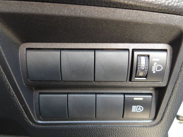 TOYOTA YARIS CROSS HYBRID 2023 Image 31