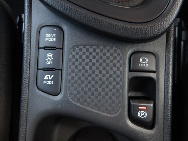 TOYOTA YARIS CROSS HYBRID 2023 Image 31