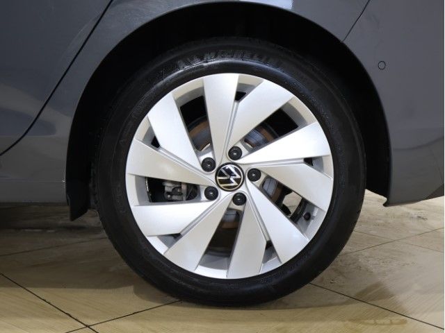 VOLKSWAGEN GOLF 2023 Image 31