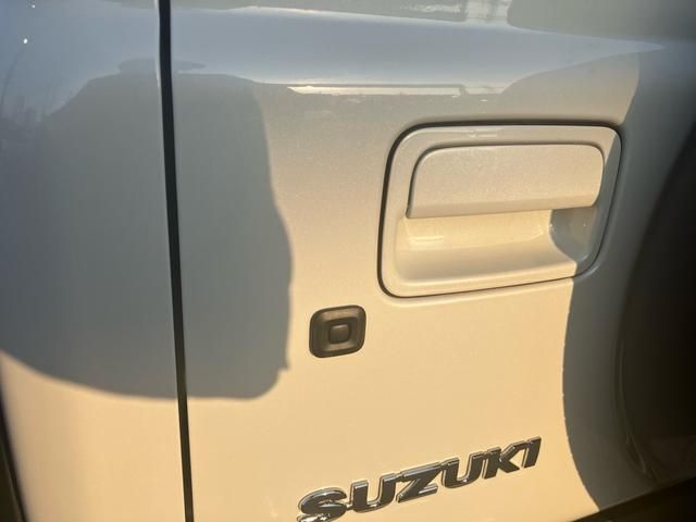 SUZUKI JIMNY NOMADE 2026 Image 31