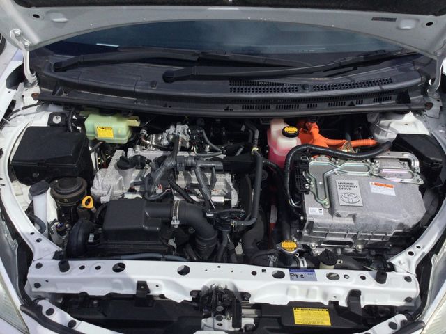 TOYOTA AQUA 2012 Image 31