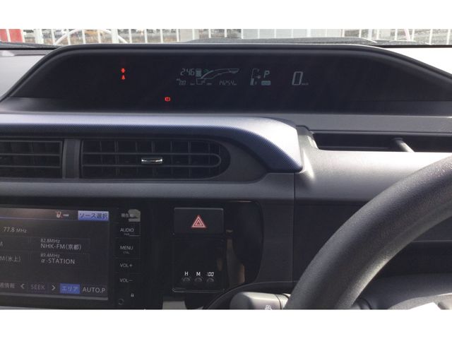 TOYOTA PRIUS 2013 Image 31