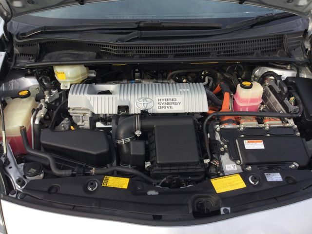 TOYOTA PRIUS 2013 Image 31