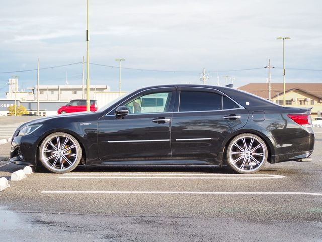 TOYOTA CROWN SEDAN HYBRID 2016 Image 31