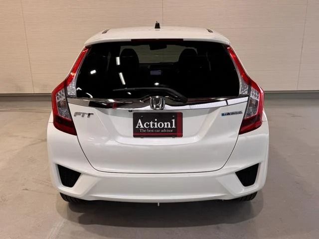 HONDA FIT HYBRID 2015 Image 31