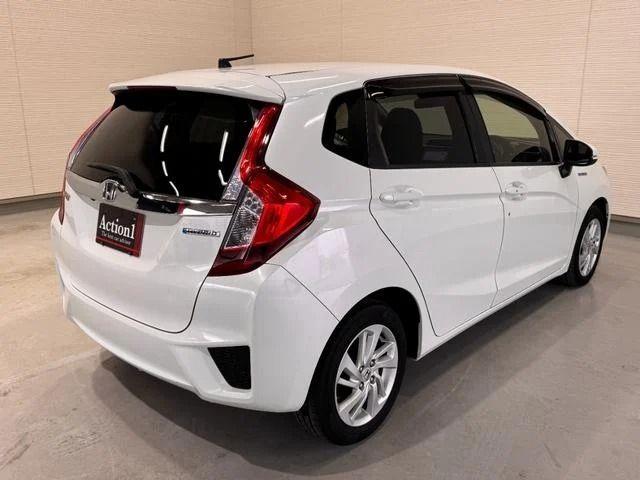 HONDA FIT HYBRID 2015 Image 31