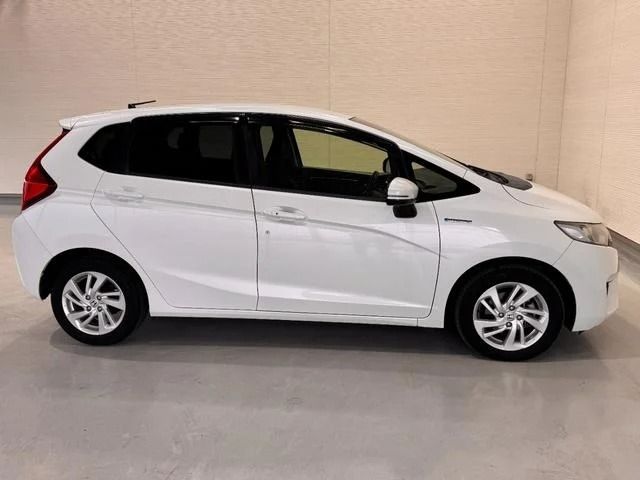 HONDA FIT HYBRID 2015 Image 31