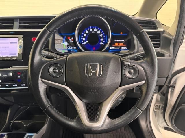 HONDA FIT HYBRID 2015 Image 31