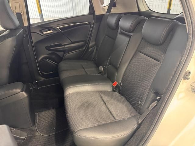 HONDA FIT HYBRID 2015 Image 31