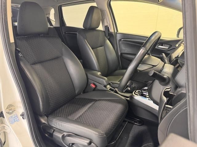 HONDA FIT HYBRID 2015 Image 31