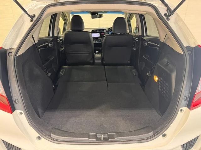 HONDA FIT HYBRID 2015 Image 31