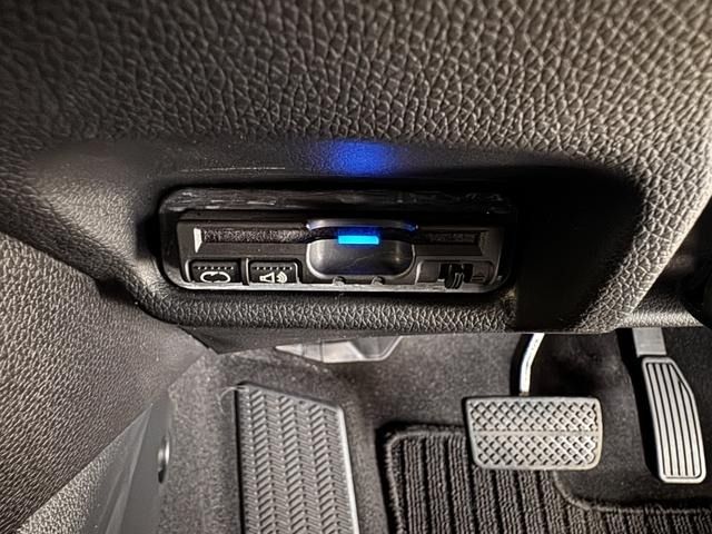 HONDA FIT HYBRID 2015 Image 31