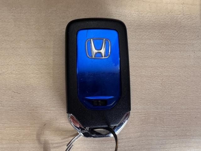 HONDA FIT HYBRID 2015 Image 31