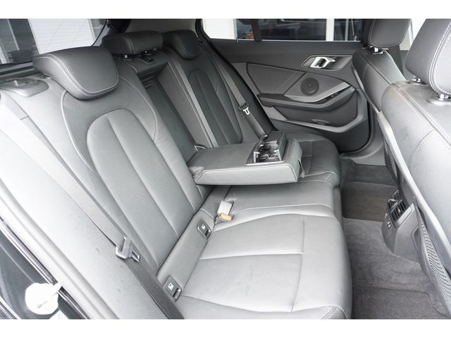 BMW 1SERIES 2023 Image 31