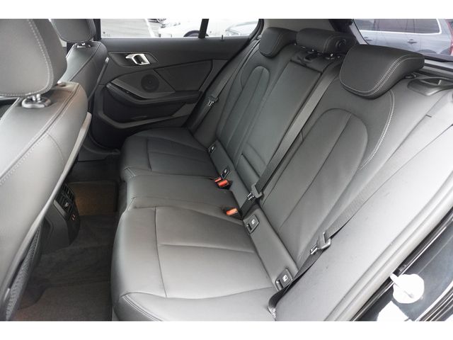 BMW 1SERIES 2023 Image 31