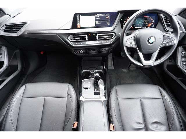 BMW 1SERIES 2023 Image 31