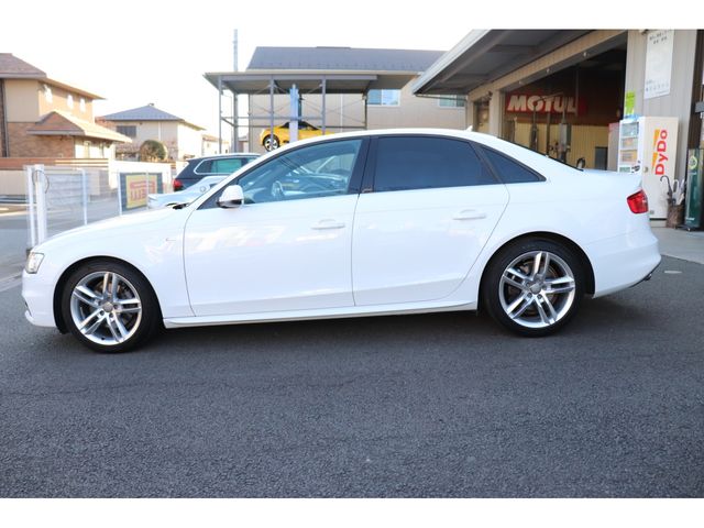 AUDI A4 2014 Image 31