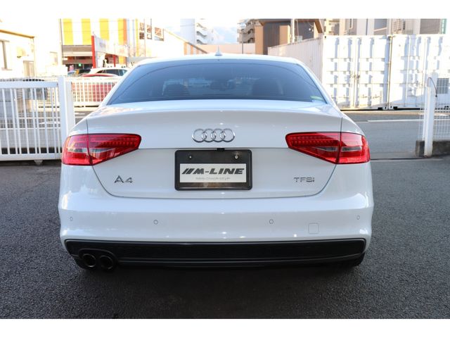 AUDI A4 2014 Image 31