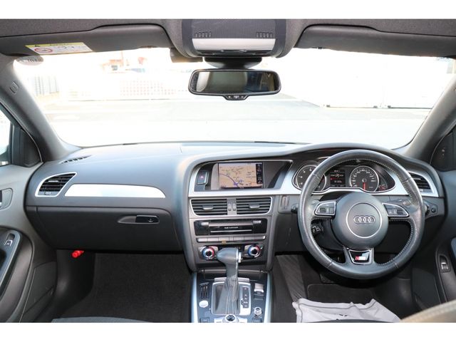 AUDI A4 2014 Image 31