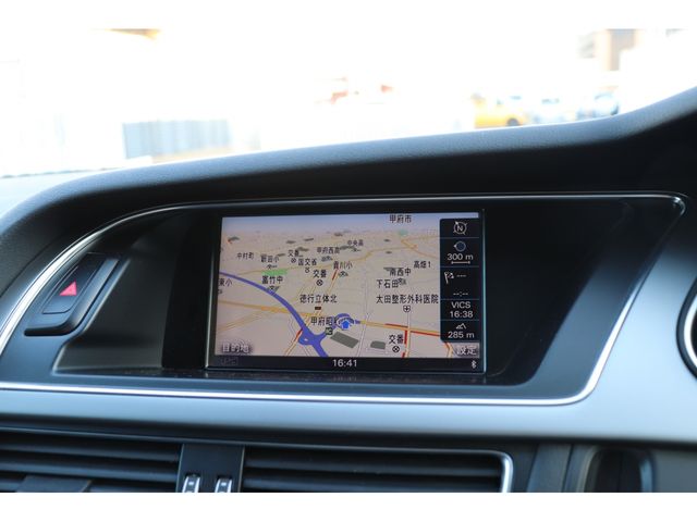 AUDI A4 2014 Image 31