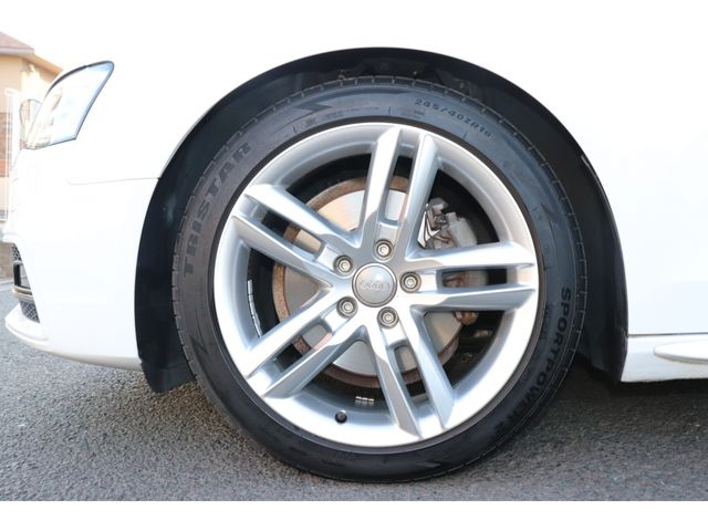 AUDI A4 2014 Image 31