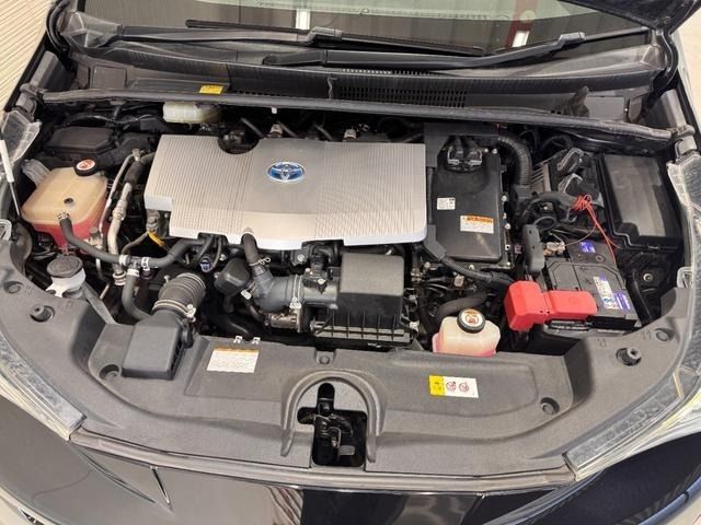 TOYOTA PRIUS 2017 Image 31