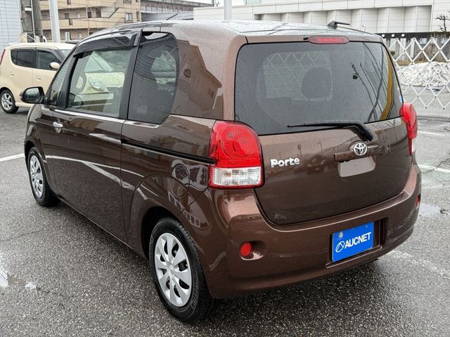 TOYOTA PORTE 2016 Image 31