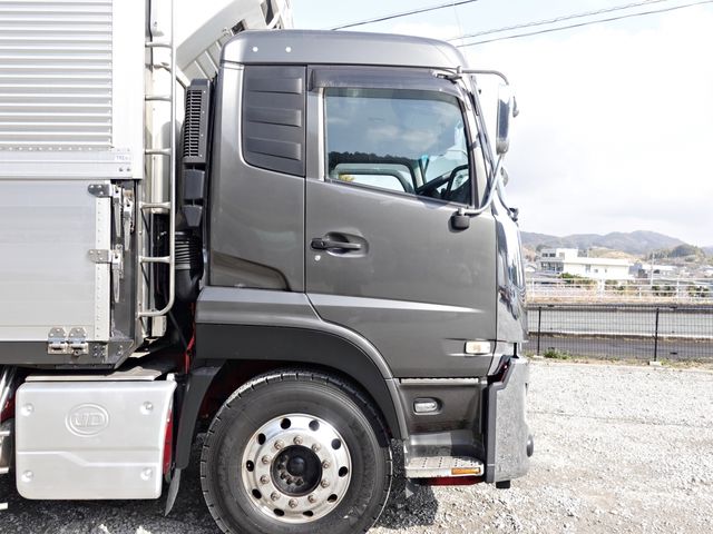 NISSAN DIESEL QUON 2018 Image 31