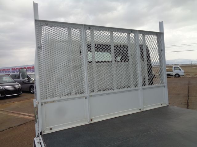 MITSUBISHI CANTER 2019 Image 31