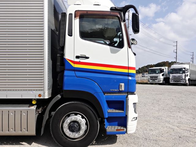 MITSUBISHI FUSOU SUPER GREAT 2018 Image 31