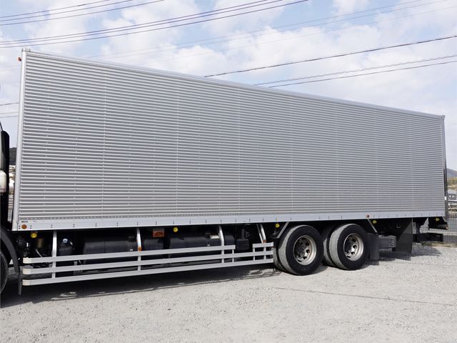 MITSUBISHI FUSOU SUPER GREAT 2018 Image 31