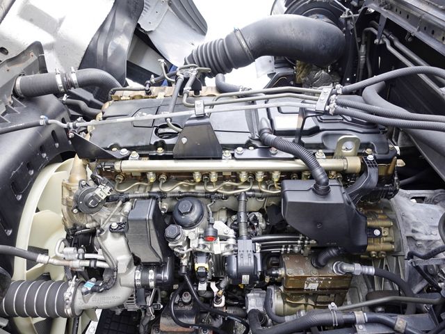 MITSUBISHI FUSOU SUPER GREAT 2018 Image 31