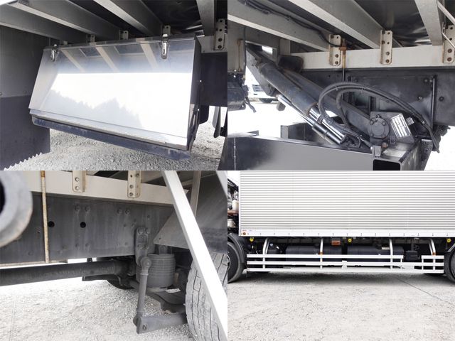 MITSUBISHI FUSOU SUPER GREAT 2018 Image 31