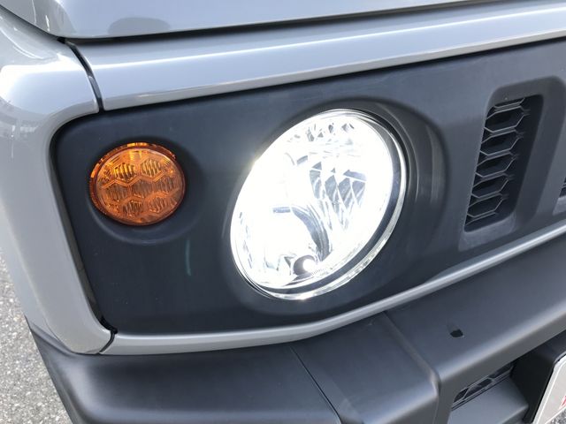SUZUKI JIMNY 4WD 2020 Image 31