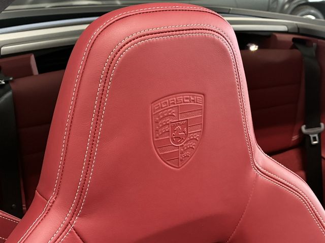 PORSCHE 911 2021 Image 31