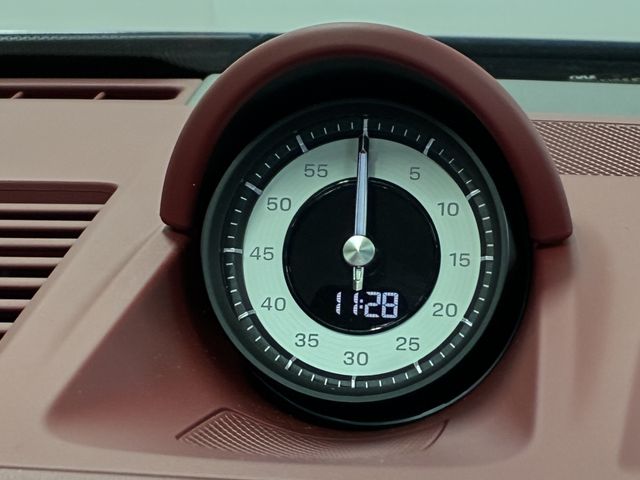 PORSCHE 911 2021 Image 31